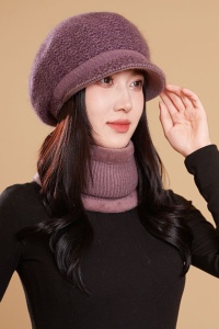 Caciula dama, set doua piese, model chic cu fular tip guler asortat, tematica cool winter, marime universala, mov - Img 3
