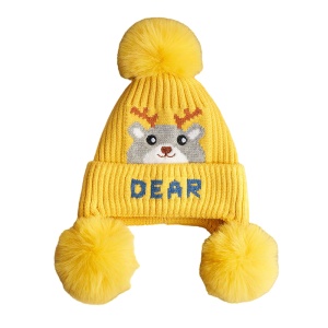 Caciula pentru copii, moale si calduroasa, model cu pom pom pufos multiplu, tematica little deer, 2 – 8 ani, galbena
