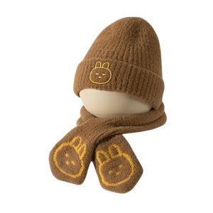 Caciula pentru copii, set doua piese, model minimalist cu iepuras, fular asortat, tematica sweet little bunny, 6 luni - 3 ani, maro