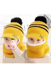 Caciula pentru copii, tip cagula, model cu cozoroc si pompom, accesoriu cute, tematica mica vedeta, 3 - 9, galbena - Img 3