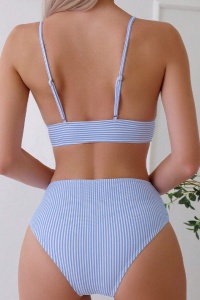 Costum de baie, set 2 piese, model atragator, sutien tip bustiera, cupe triunghiulare si chilot talie inalta decupaj clasic, tematica feeling confident alb cu albastru - Img 2