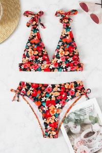 Costum de baie, set 2 piese, model vesel, imprimeu floral, sutien cupe triunghiulare si chilot decupaj clasic, tematica super summer vibe multicolor - Img 3