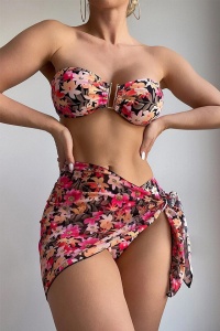 Costum de baie, set 3 piese, model vesel si versatil, sutien cu accesoriu, chilot decupaj clasic si cover tip fusta scurta, tematica summer vibe rosu - Img 3