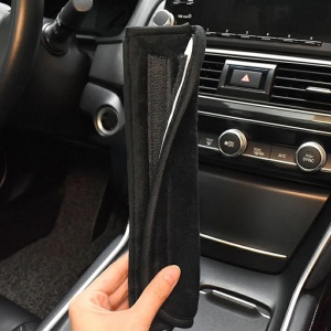 Husa de protectie pentru centura de siguranta auto, pentru copii, model lumea animalelor, din material textil, prindere cu scai velcro, ursulet panda somnoros, negru - Img 4