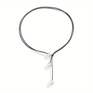 Lant dama, model seducator minimalist, cu accesorii delicate, tematica fashion lady, negru