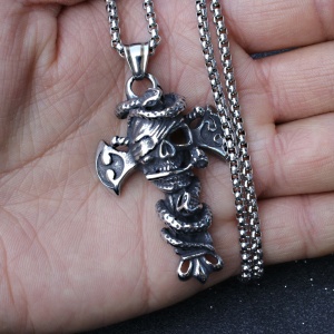 Lant unisex, pandantiv tip cruce cu serpi, model deosebit, tematica deadly sin, argintiu, - Img 3
