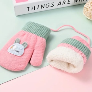 Manusi copii, model dragut cu un singur degetel si snur, manseta elastica, accesorizate cu figurine vesele, tematica happy winter, unisex, marime 3 – 8 ani, roz - Img 3