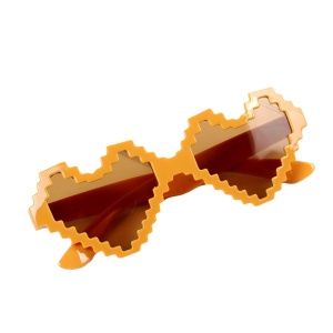 Ochelari de soare pentru copii, unisex, design in forma de inima, model pixel cool, marime universala, maro deschis