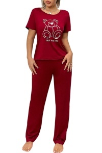 Pijama dama, set 2 piese, bluza cu maneca scurta si pantaloni lungi, model cute cu imprimeu ursulet si mesaj simbolic, tematica sweet dreams, rosu inchis
