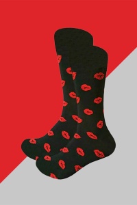 Soseste cute, model peste glezna, cu imprimeu grafic buze, tematica love socks, marime 36-42, unisex, negru inchis - Img 4