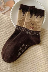 Sosete dama, model calduros cu ursuleti, tematica cozy bear, marime 38 – 42, maro inchis - Img 3