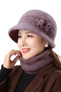 Caciula dama, set doua piese, model sofisticat cu fular tip guler asortat, tematica timeless elegance, marime universala, mov deschis