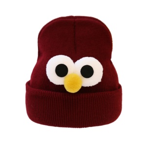 Caciula pentru copii, model minimalist accesorizat cu ochisori curiosi si nasuc nazdravan, tematica curious little baby, 0 – 1 ani, visinie