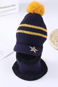 Caciula pentru copii, tip cagula, model cu cozoroc si pompom, accesoriu cute, tematica mica vedeta, 3 - 9, bleumarin - Img 4