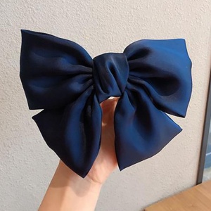 Clama de par, accesorizata cu funda supradimensionata, albastru inchis - Img 3