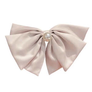 Clama de par, model elegant accesorizat cu funda supradimensionata si accesoriu perluta, bej