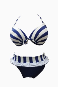 Costum de baie dama, 3 piese, dungi albastre, slip clasic cu volanase, sutien reglabil si rochie de plaja - Img 2