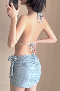 Costum de baie, set 3 piese, model delicat, sutien cupe triunghiulare, chilot si cover tip fustita, tematica stylish lady albastru deschis - Img 2
