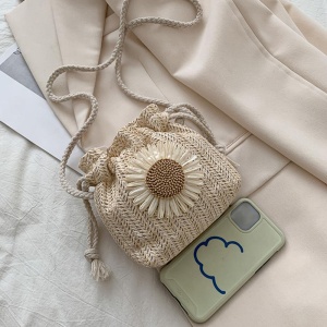 Geanta dama, tip saculet, model floral, crossbody, crem deschis - Img 3