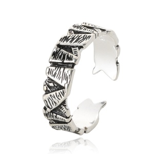 Inel unisex, model cu design retro inedit, tematica old stone pattern, reglabil, argintiu,