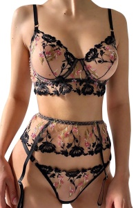 Lenjerie sexy dama, set 3 piese, sutien, portjartiere si chilot tanga, model floral, tematica romantic nights, roz
