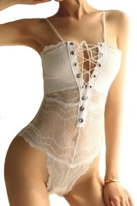 Lenjerie tip body sexy, inchidere cu snur la decolteu, alb