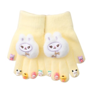Manusi copii, model deosebit cu manseta elastica, accesorizate cu figurine super haioase, tematica feeling special, fetite, marime 6 – 12 ani, galbene