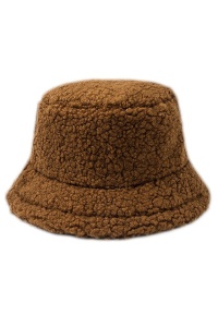 Palarie dama, model moale, reglabila cu snur subtire, tematica cool winter, marime universala, caramizie