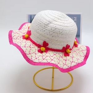Palarie de soare, copii, model de vara pentru fetite, accesorizat cu flori si ciucurei, margine ondulata in contrast, prindere sub barbie, tematica I love flowers, marime universala, roz - Img 3