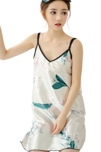 Pijama dama, set 2 piese, camasa de noapte scurta si masca de dormit, alba cu roz, cu imprimeu floral delicat