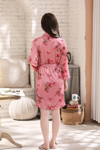 Pijama dama, set 2 piese, rochie scurta si halat asortat, model cu imprimeu floral sexy, tematica flower lady, roz - Img 2