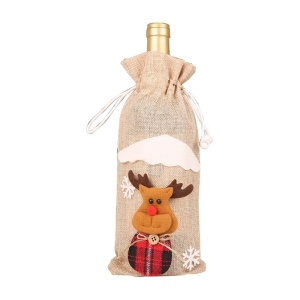 Saculet de Craciun pentru sticle de bauturi, model cu personaje de poveste, ren simpatic, prindere reglabila cu snur, tematica party winter, marime universala, bej