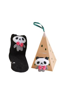 Sosete unisex, calduroase, moi, accesorizate, marime 36-42, glob de Craciun tip piramida din carton, M2, negre cu panda