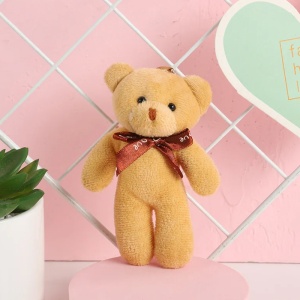 Breloc, model cu ursulet prietenos, accesorizat cu fundita de cadou, tematica I love you, maro deschis - Img 2