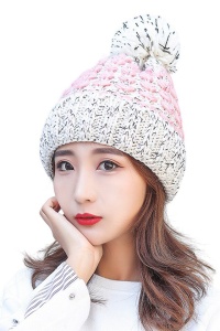 Caciula dama, model calduros cu pom pom si inimioare, tematica I love winter, marime universala, gri