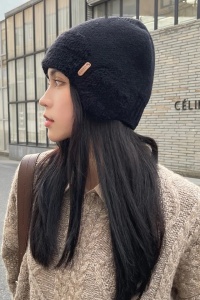 Caciula dama, model minimalist cu protectie pentru urechi, calduroasa, tematica clasic warm style, marime universala, neagra - Img 3