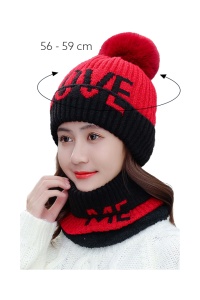 Caciula dama, set doua piese, model cu pom pom si fular tip guler asortat cu mesaj, captuseala calduroasa, tematica love me, marime universala, rosie - Img 4