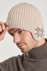 Caciula iarna, model cu protectie intarita pentru urechi, imprimeu fulg de zapada, captuseala moale si fina, tematica happy winter, unisex, marime universala, bej - Img 2