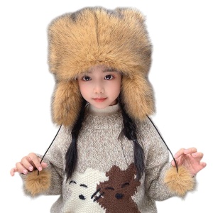 Caciula pentru copii, accesorizata cu urechiuse si codita de vulpita, model pufos si funny, prindere reglabila, tematica happy little fox, 3 – 8 ani, maro