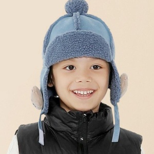 Caciula pentru copii, model cu urechi si prindere cu scai sub barbie, accesorizata cu ursulet, tematica I love winter, 2 – 6 ani, albastra - Img 2