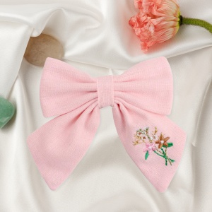 Clama de par, model school memories accesorizat cu funda supradimensionata, detaliu brodat cu elemente delicate florale, roz deschis - Img 3