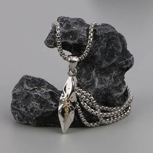 Lant unisex, pandantiv nordic, model cu rune vikinge, tematica old nordic runes, argintiu, - Img 3