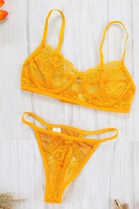 Lenjerie sexy 2 piese, sutien si chilot tanga, dantela, galben - Img 3