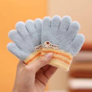 Manusi pentru copii, model pufos si vesel, manseta elastica cu detalii de contrast, tematica lucky bunny, unisex, marime 3 – 8 ani, albastre - Img 2