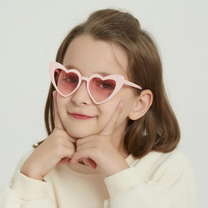Ochelari de soare pentru copii, model pentru fetite inimioara cute, marime universala, roz - Img 4