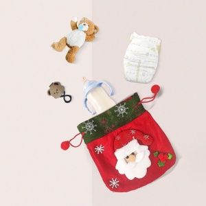 Saculet pentru cadou, model de sarbatoare cu personaje de poveste, Santa, strangere reglabila cu snur, tematica ajutoarele lui Mos Craciun, rosu - Img 2