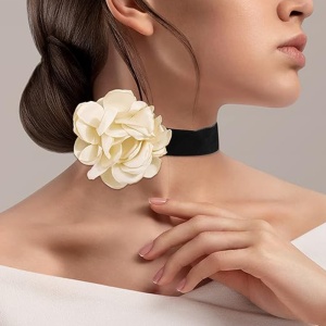 Set 2 piese, choker si bratara asortata, model cu floare eleganta, tematica fashion party, bej - Img 2
