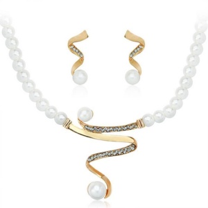 Set bijuterii dama, colier si cercei din margele, model fashion elegant, reglabil, tematica magic nights, alb