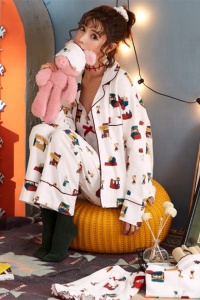Set pijama 4 in 1, haine de stat in casa, 7 piese, bumbac, camasa, maieu, pantalon lung si chilot tip pantalon scurt, alba - Img 2