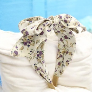 Bentita de par, model cu funda voluminoasa, imprimeu floral, tematica I love flowers, marime universala, bej - Img 3